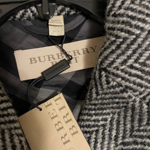 Burberry women‘s wool jacket - Picture 7 of 12